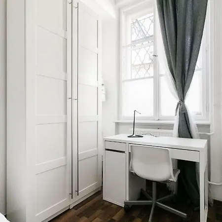 Synagogue View * Budapest