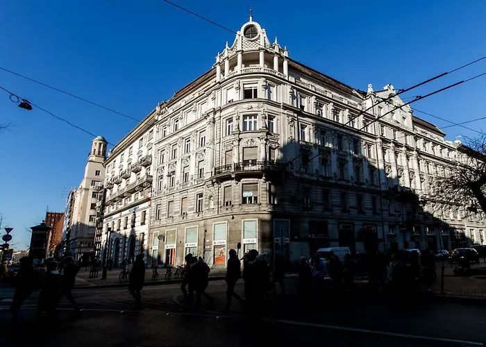 Synagogue View Budapest