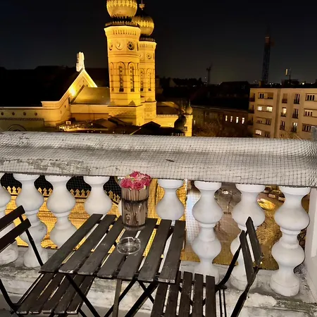 Synagogue View شقة